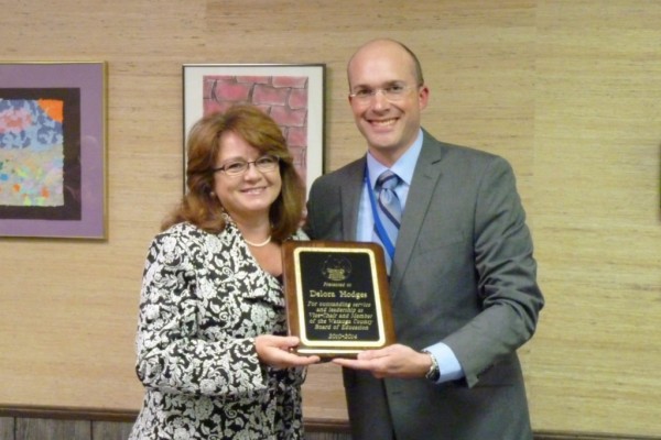Vice Chair Delora Hodges with WCS Supt. Scott Elliott at school board meeting on Monday.