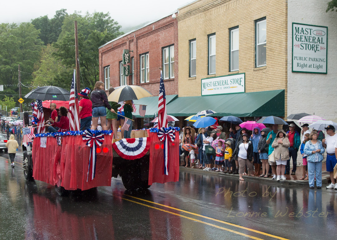 Boone 4th of July Parade in the rain