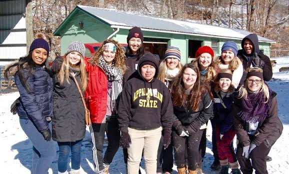 App State students work together to service the community during the 2016 MLK Challenge on Jan. 18.