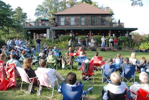 Blowing Rock Music on the Lawn