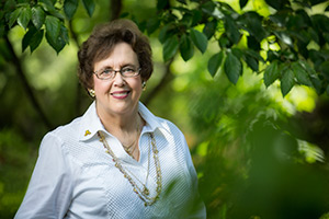 alumni_awards_hughlene_frank_300