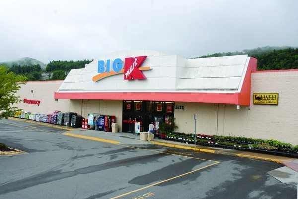 This photo was taken in September, after Kmart closed for good.