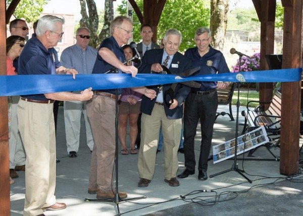 Blowing Rock's new gazabo ribbon cutting