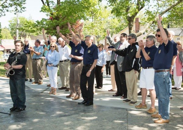 Blowing Rock's new gazabo ribbon cutting