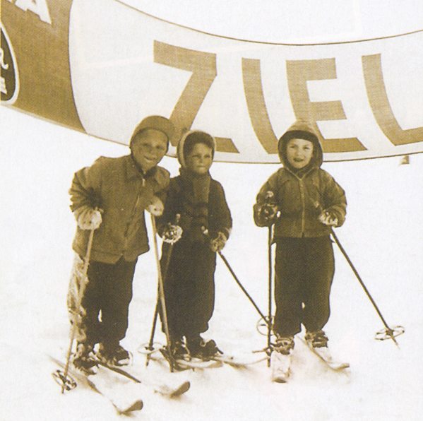 young gunther skiing